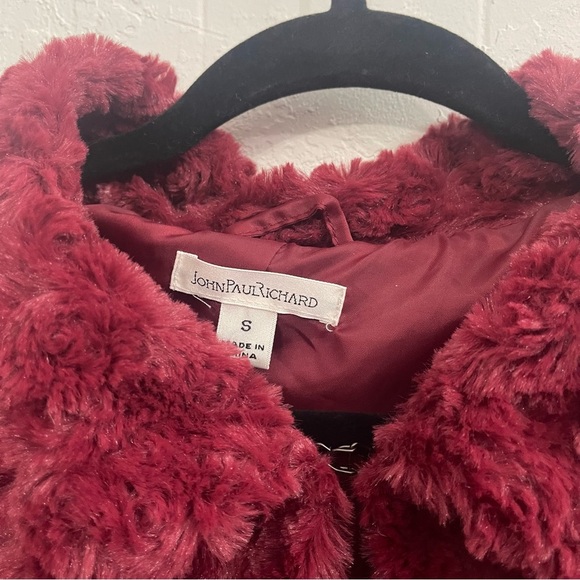 John Paul Richard women's Burgundy Red overcoat - Picture 3 of 3